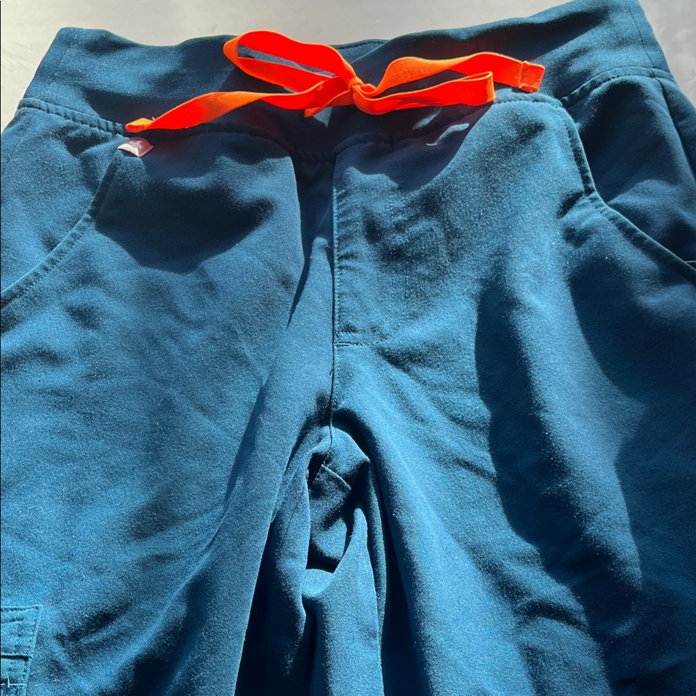 Deep Reef Figs Zamora Jogger XS